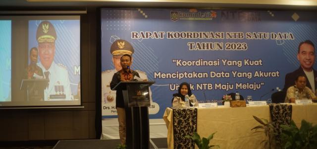 Dr. Najam Ajak Diskominfo Kabupaten/Kota Saling Sharing Pengalaman pada Rapat Koordinasi NTB Satu Data